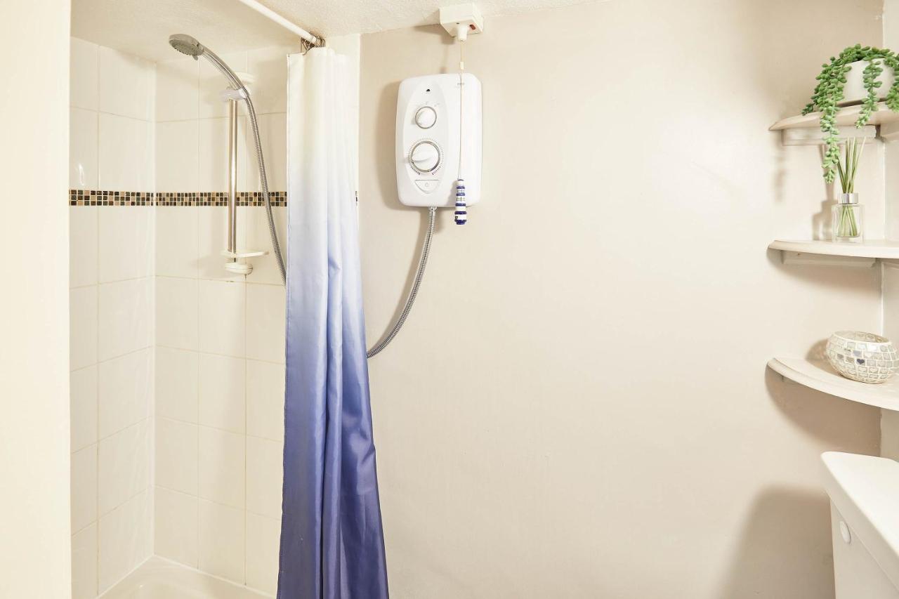 Host & Stay - Princess Place Studio Whitby Exterior foto